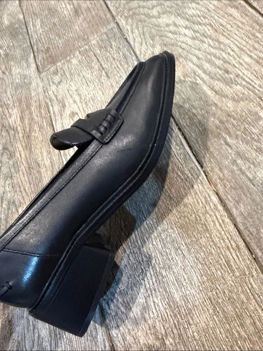 NWOB Vince Camuto Erinesa Block Leather Penny Loafers with Gold Accent